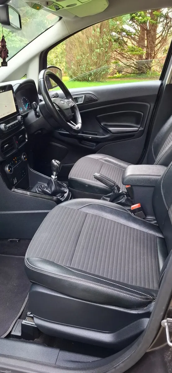 19 Ford EcoSport , DIESEL   TITANIUM - Image 3