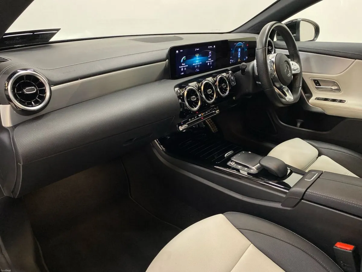 Mercedes-Benz CLA CLA200d Coup A/T Progressive - Image 6