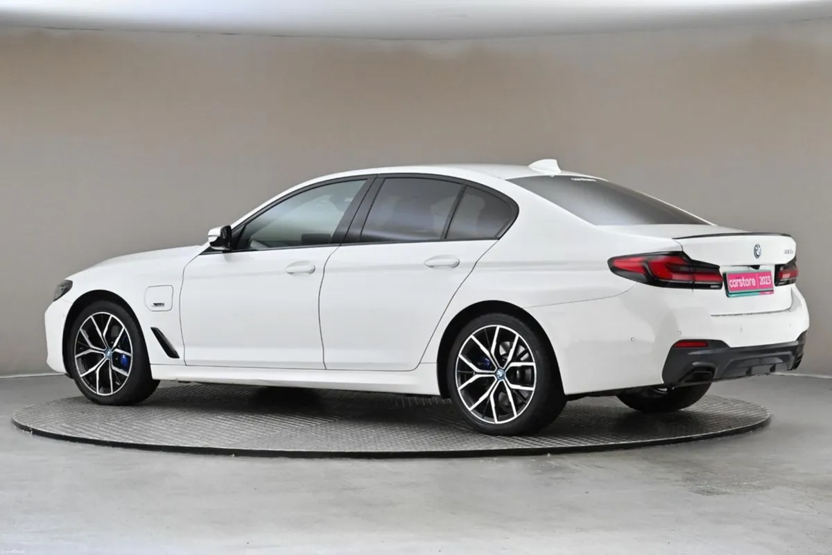 BMW 5-Series 530E PHEV SALOON - Image 5