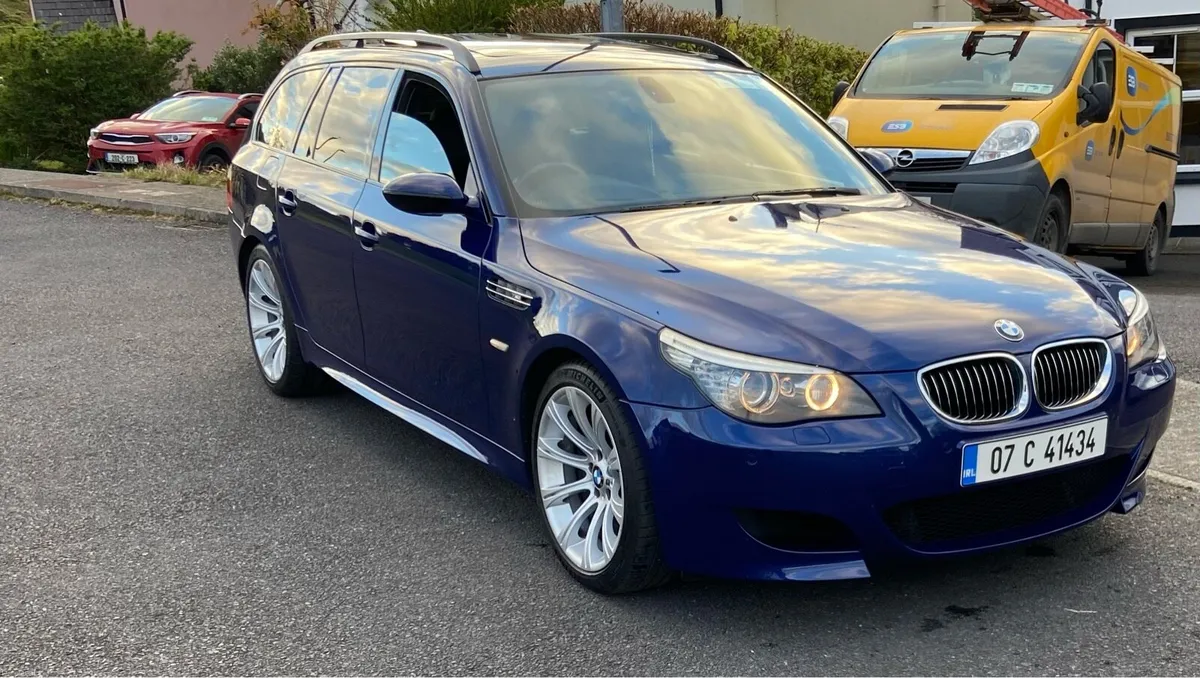 BMW E61 M5 Touring - Image 5