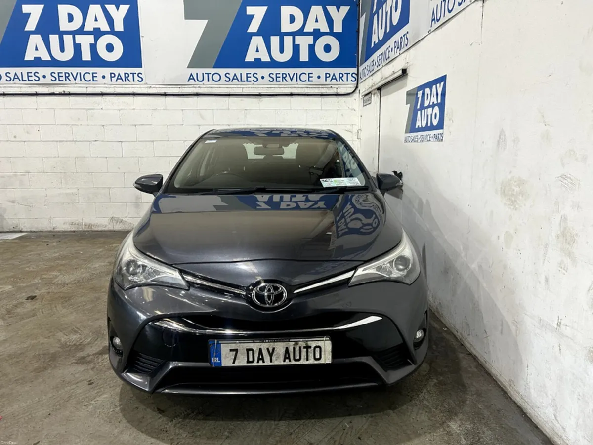 Toyota Avensis 1.6 D LUNA NAV 4DR - Image 2