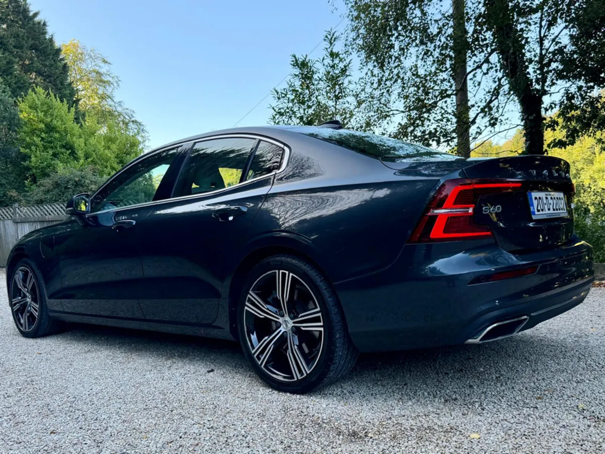 Volvo S60 T8 INSCRIPTION *Adaptive Cruise ControlH - Image 6