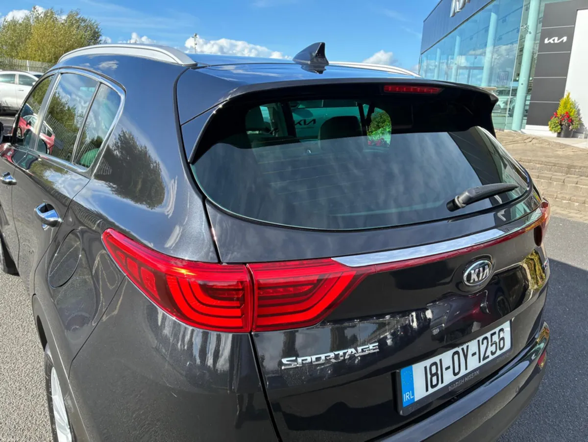 Kia Sportage 2.0 PLATINUM SAM 5DR (ONLY 40 MINS FR - Image 3