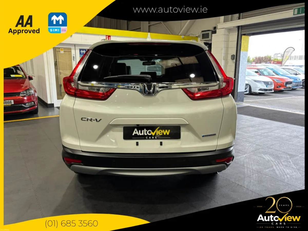 Honda CR-V 2.0 Self-Charging Hybrid Automatic. AA - Image 6