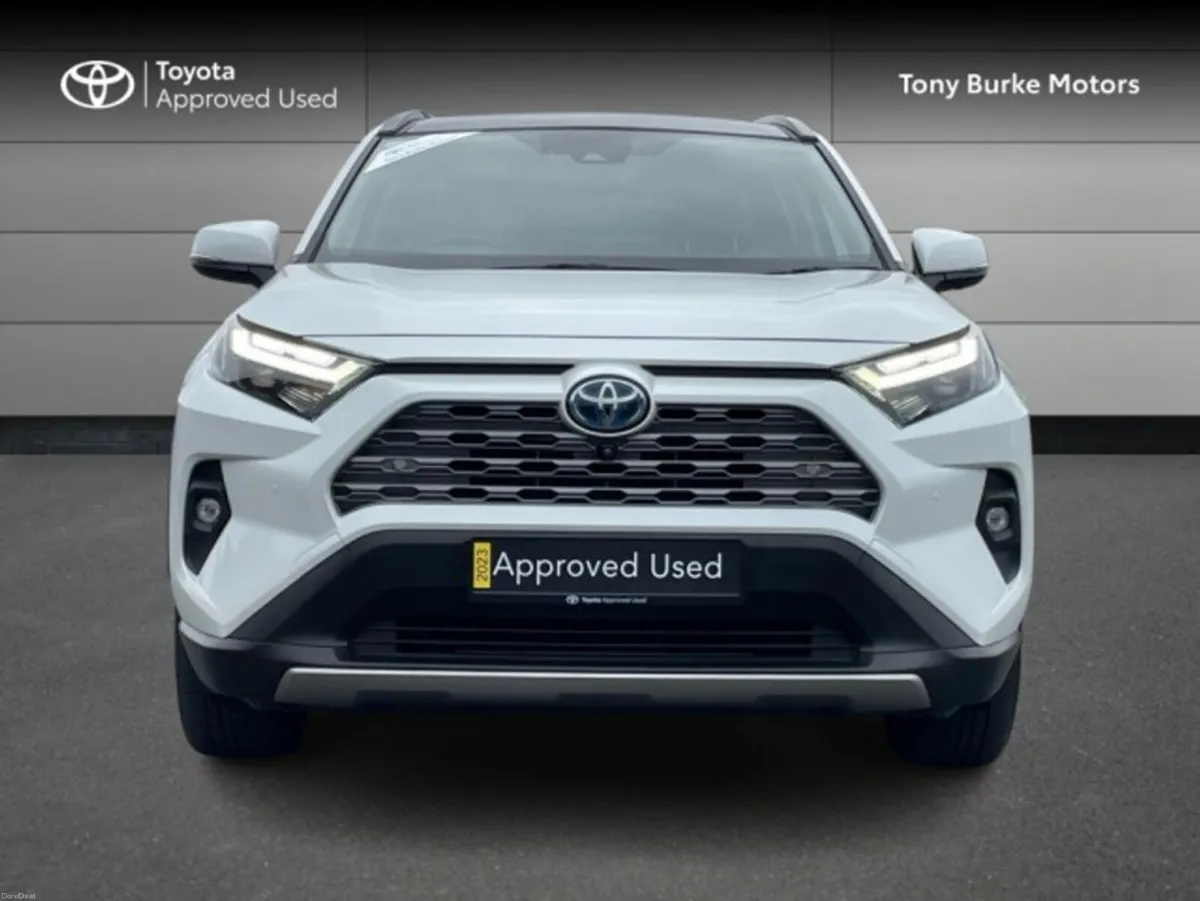 Toyota RAV4 - Platinum Edition - 2.5 Hybrid – - Image 4