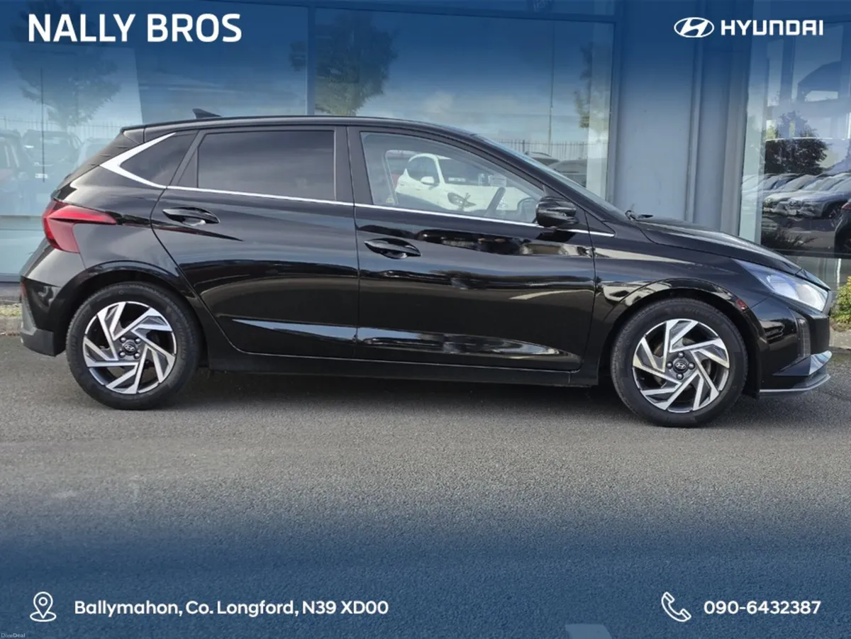 Hyundai i20 DELUXE PLUS 5DR - Image 2