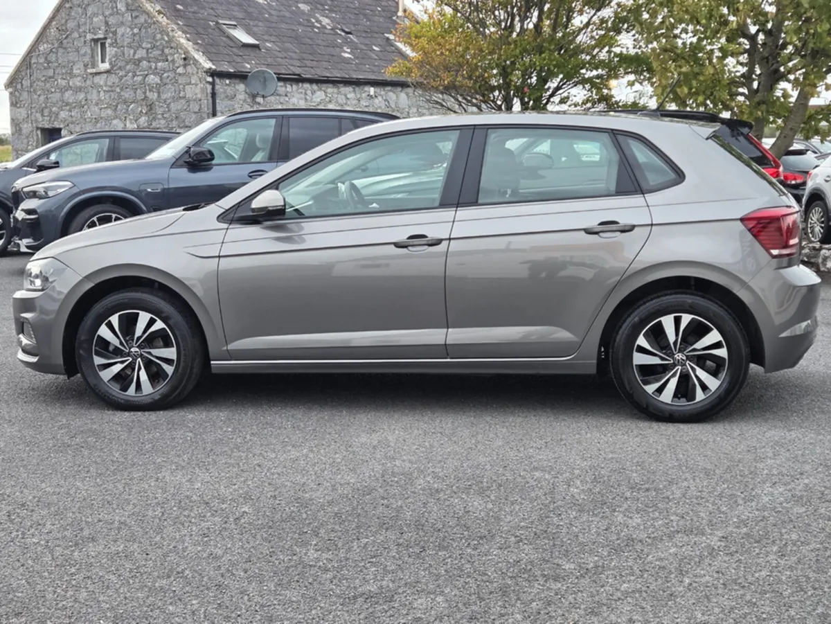Volkswagen Polo TRENDLINE 1.0 MANUAL 5SPEED 80HP 5 - Image 6