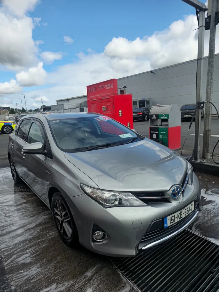 Toyota Auris - Image 1
