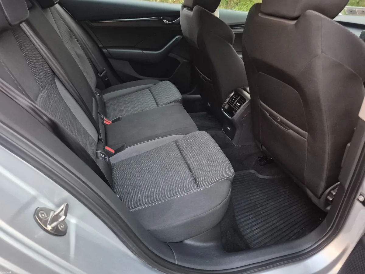Skoda Octavia 2021 - Image 6