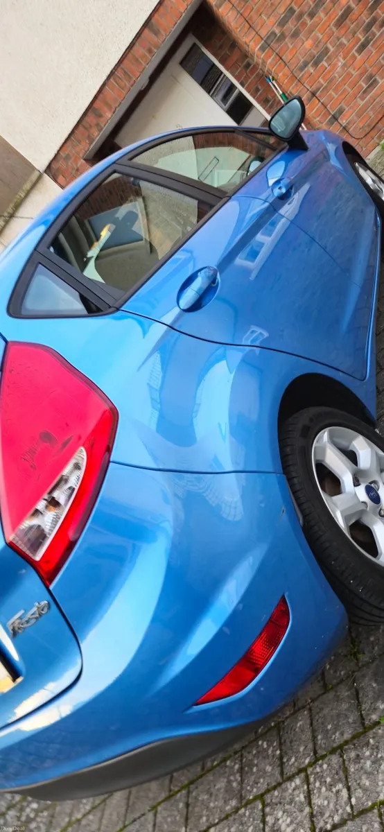 Ford Fiesta 2011 - Image 4