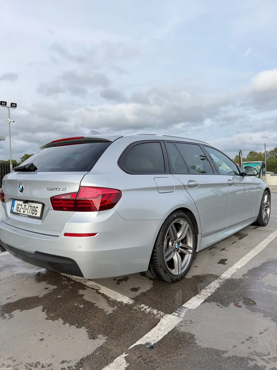 BMW 5-Series M-Sport 520d Touring - Image 5