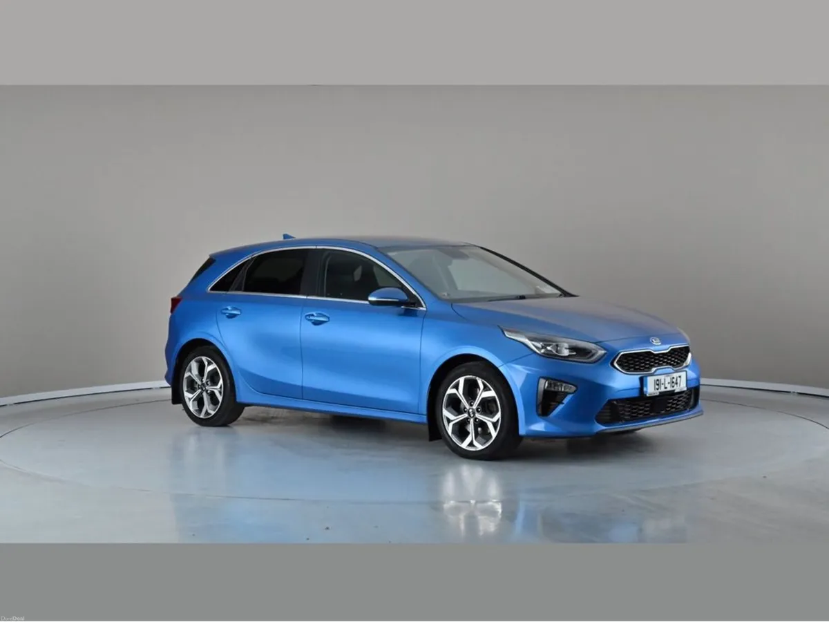 Kia Ceed 1.4 K5 5DR - Image 2