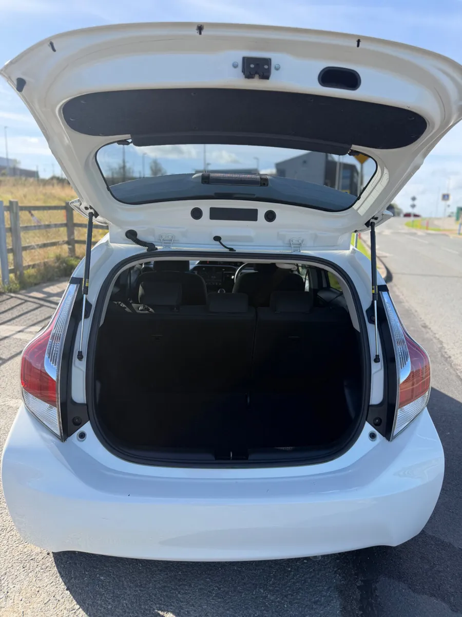 151 Toyota Aqua Hybrid 1.5 Fresh Import NEW NCT - Image 5