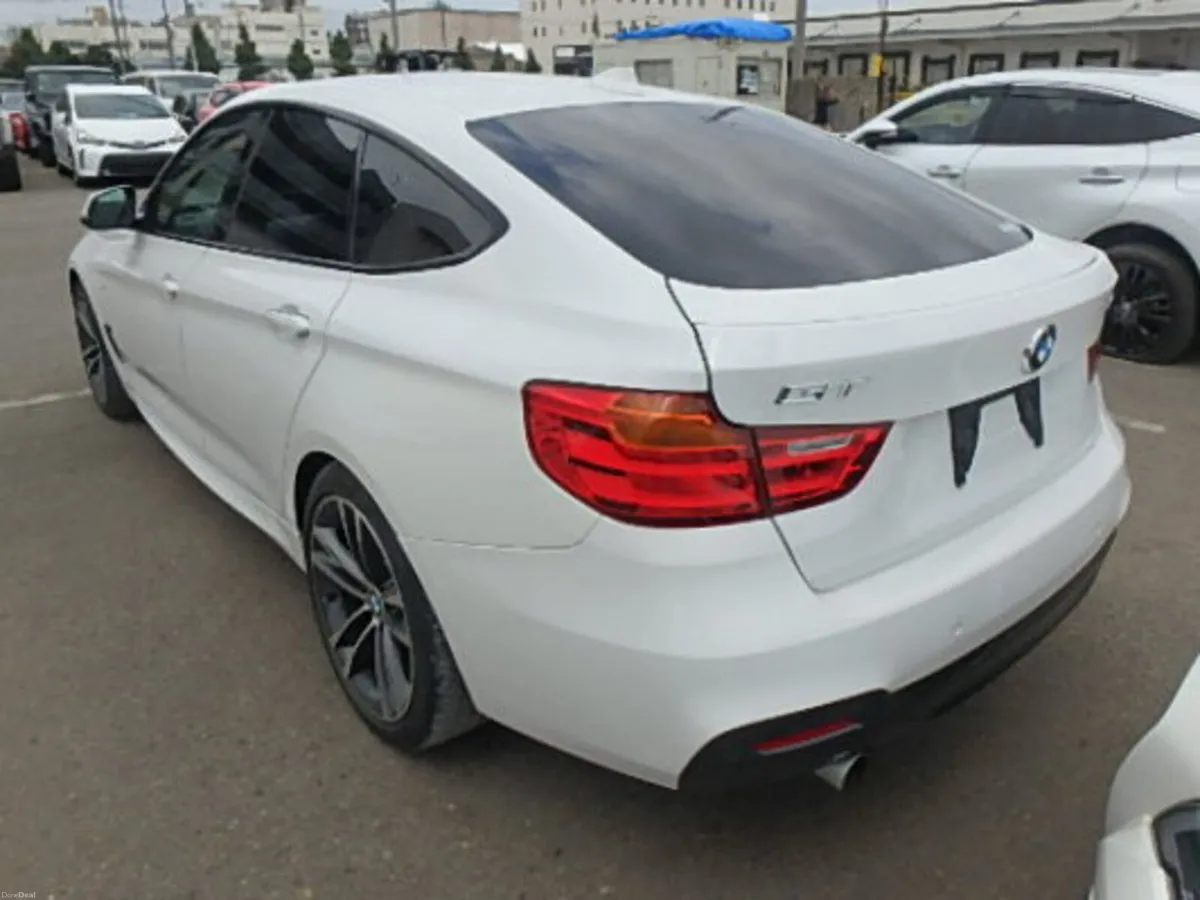 151 BMW 320i M-Sport GT Auto - Image 4