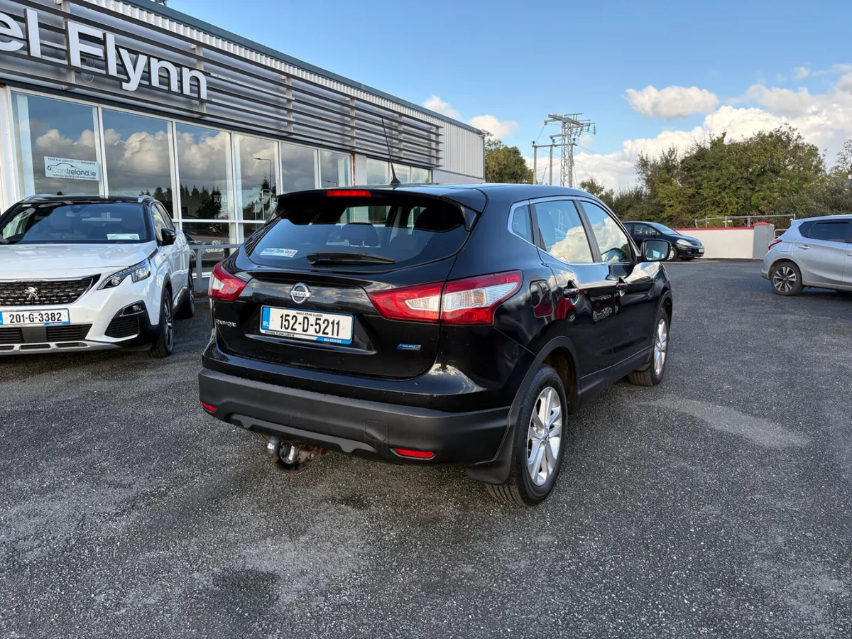 Nissan Qashqai 1.5 DCi Low KMS FSH Irish 2015 - Image 2