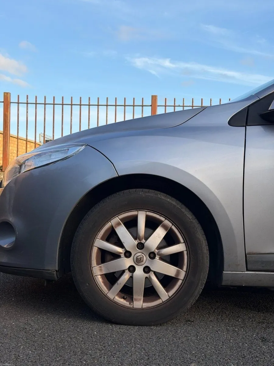 Renault Megane 2010 - Image 5