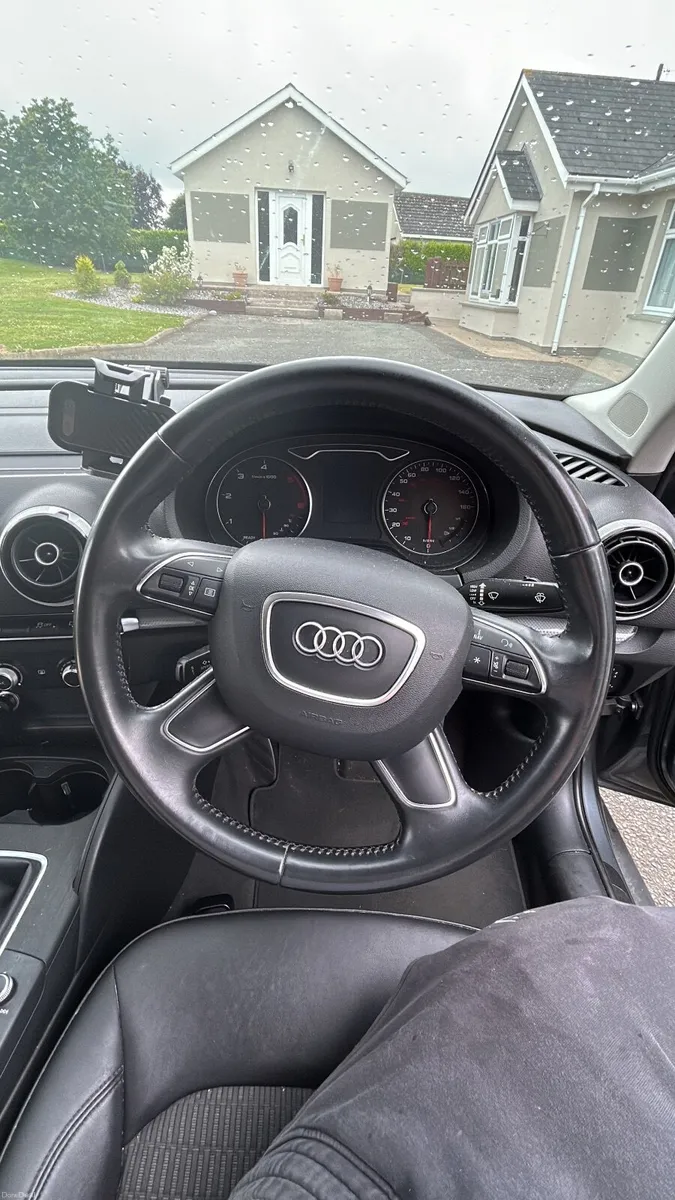 Audi A3 2017 - Image 2