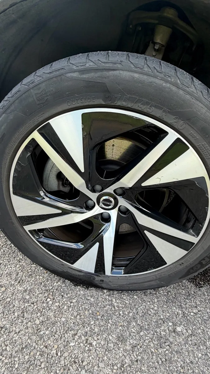 Volvo XC90 - Image 5