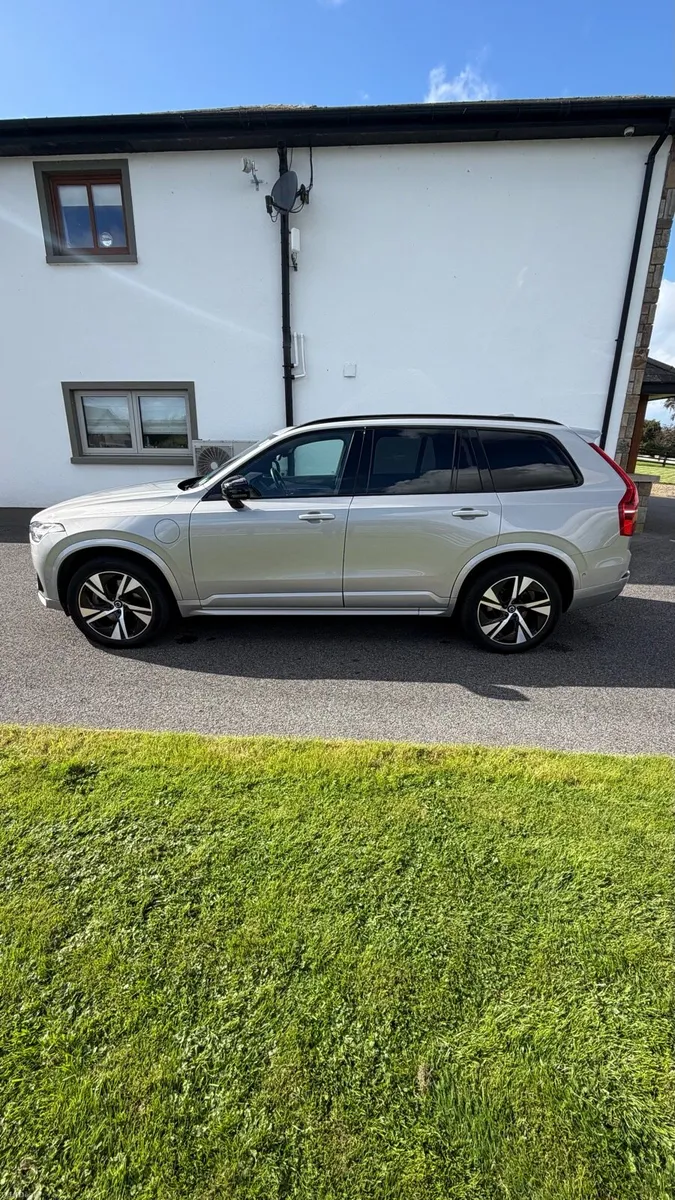 Volvo XC90 - Image 3