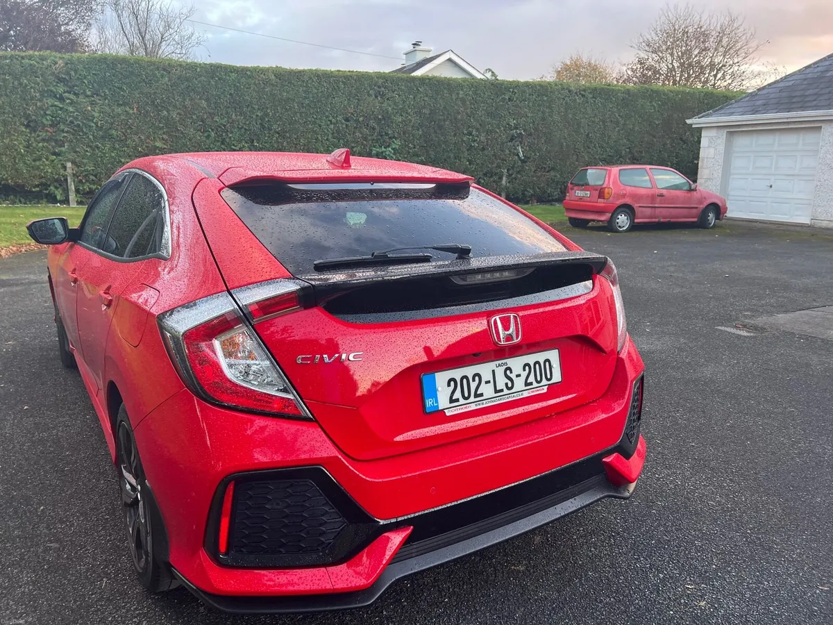 Honda Civic 2020 - Image 4