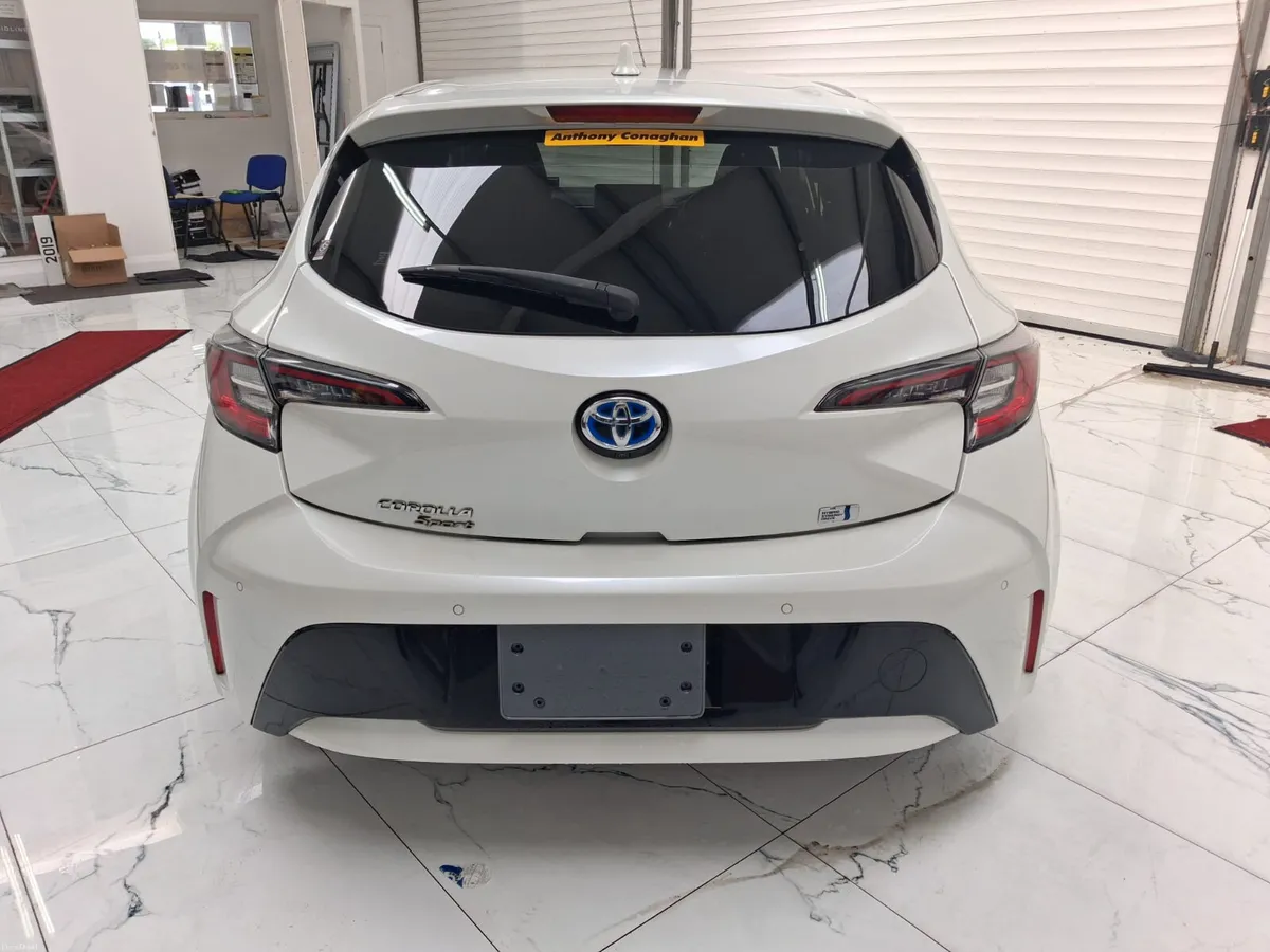 2019 Toyota Corolla Automatic Hybrid G Model - Image 4