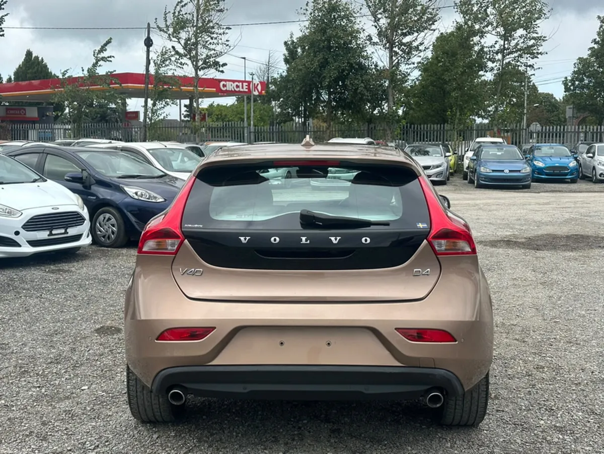 Volvo V40 1.6L DIesel Automatic Fresh Import (6568 - Image 5