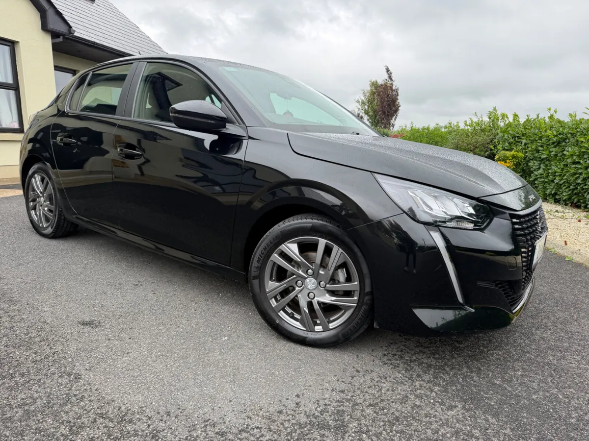 2021 (211) Peugeot 208 1.2 Petrol 5Dr H/B 48KMS - Image 6