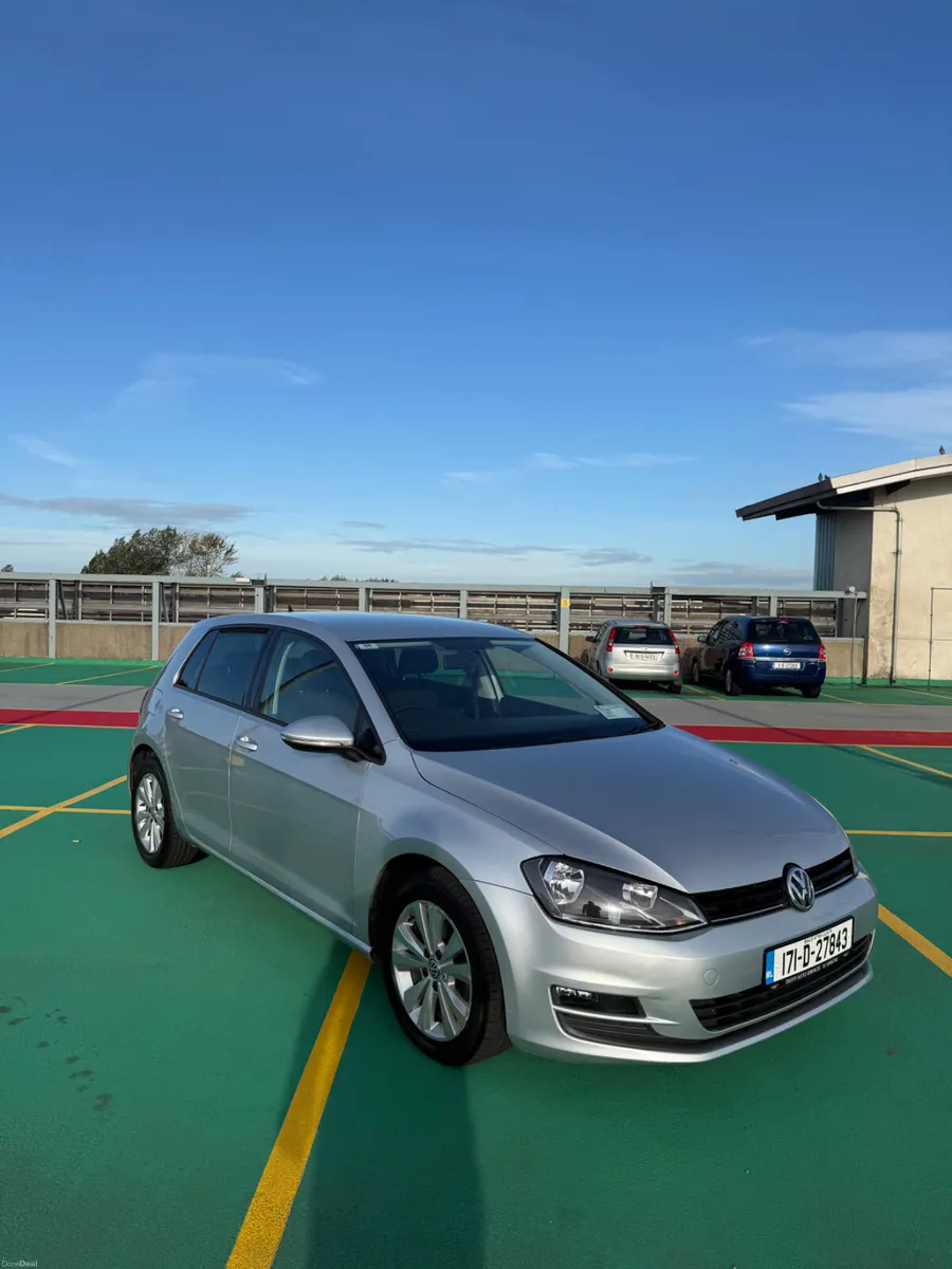 171 VW Golf 1.6 TDi AUTO - AMAZING CONDITIONS - Image 1