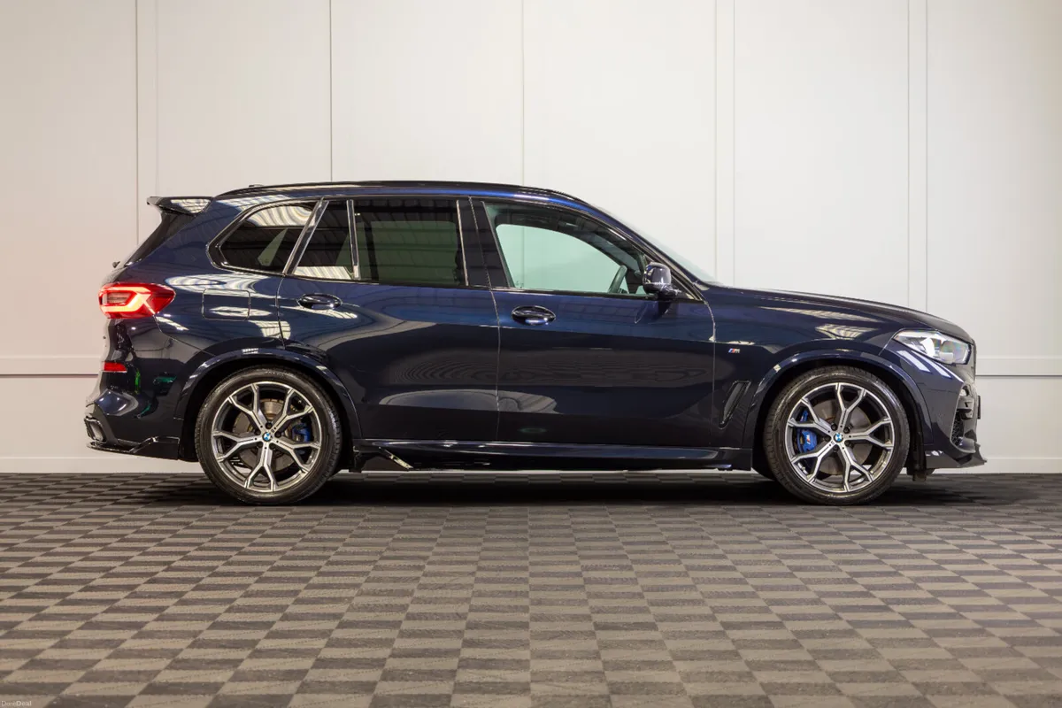 2020 BMW X5 X-Drive 45e M-Sport *Pan Roof - Image 6