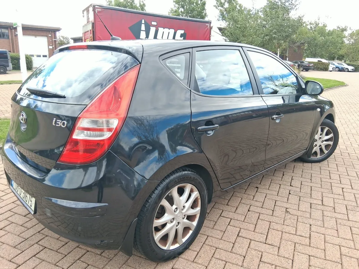 08 HYUNDAI I30 DELUXE MODEL NCT 07/27 TAX 05/27 - Image 3