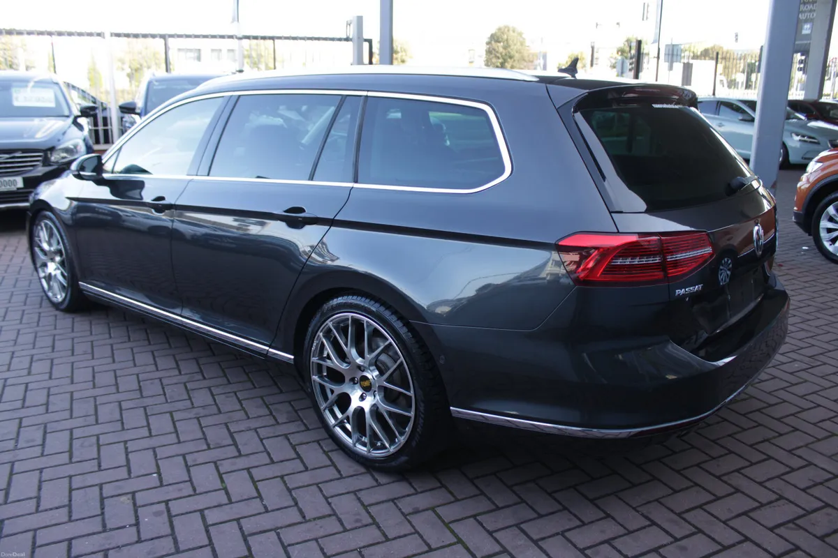 2018 VW PASSAT - Image 6