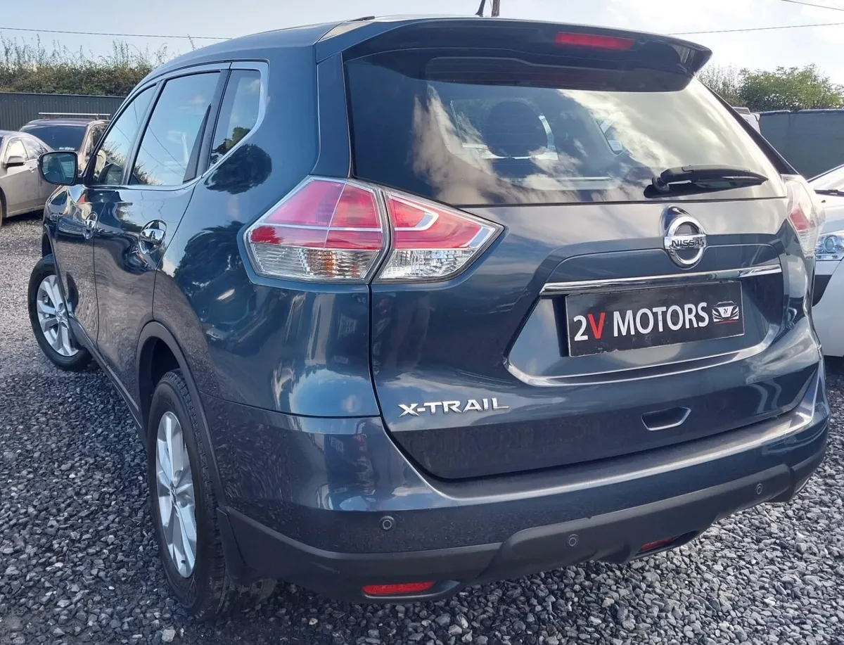 🔵 Nissan X-Trail 1.6 DSL XE 7 Seats LOW KM - Image 4