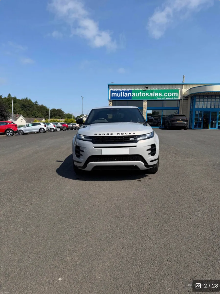 2026 Land Rover Range Rover Evoque D200 Dynamic SE - Image 2
