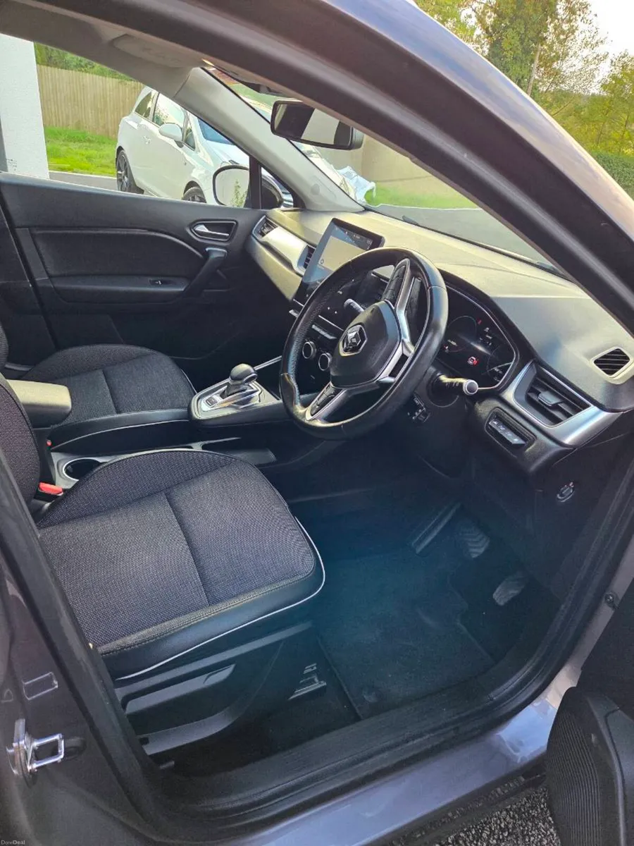 Renault Captur 2021 - Image 6