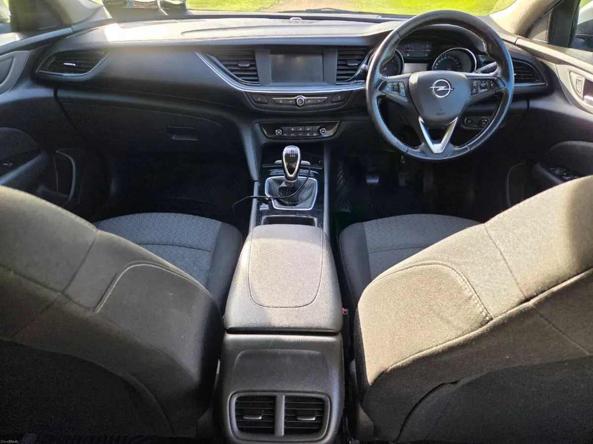 2018  OPEL INSIGNIA NCT AND TAXED - Image 2