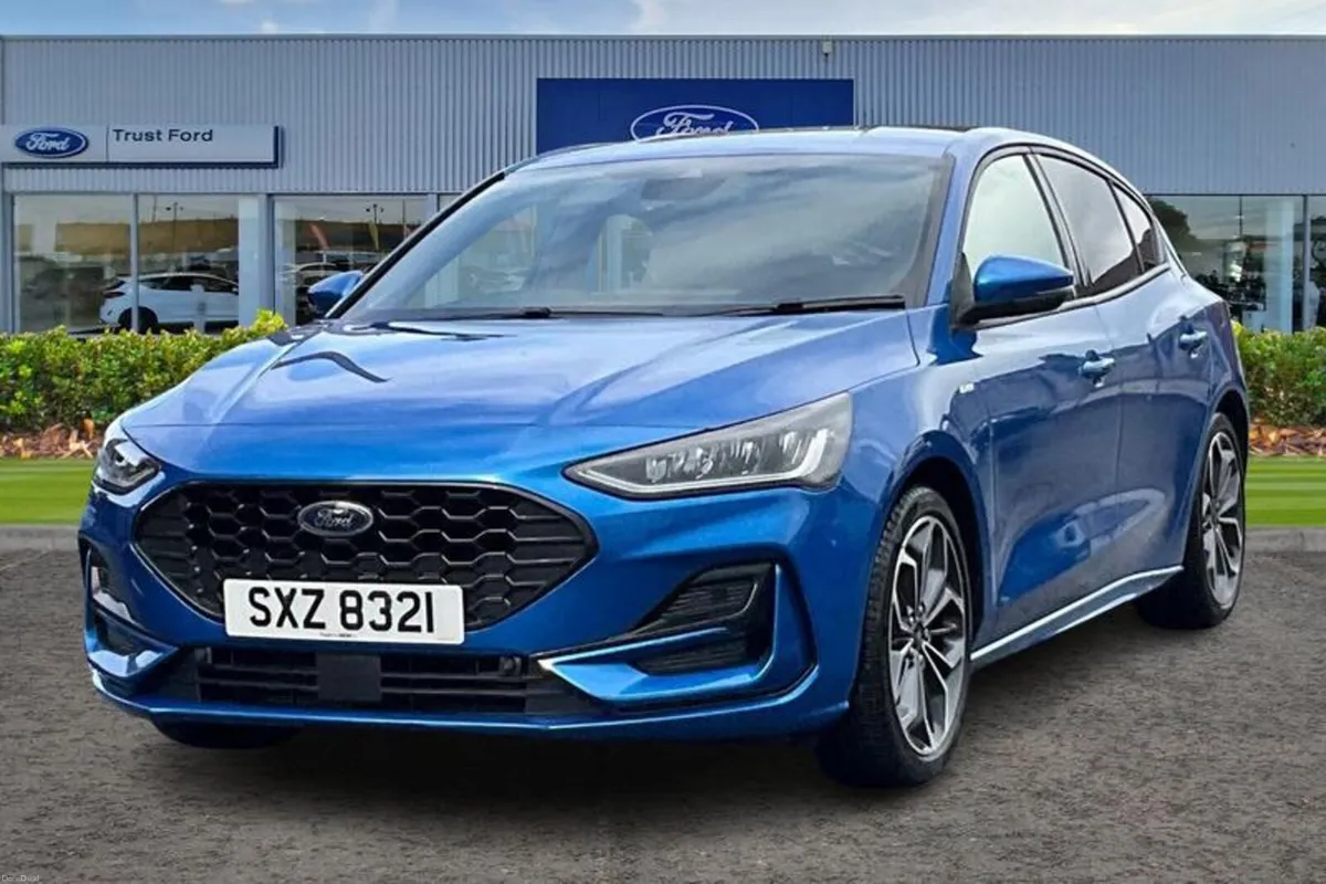 Ford Focus 1.0 EcoBoost Hybrid mHEV 155 ST-Line X - Image 5