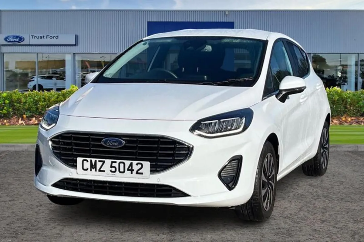 Ford Fiesta 1.0 EcoBoost Hybrid mHEV 125 Titanium - Image 5