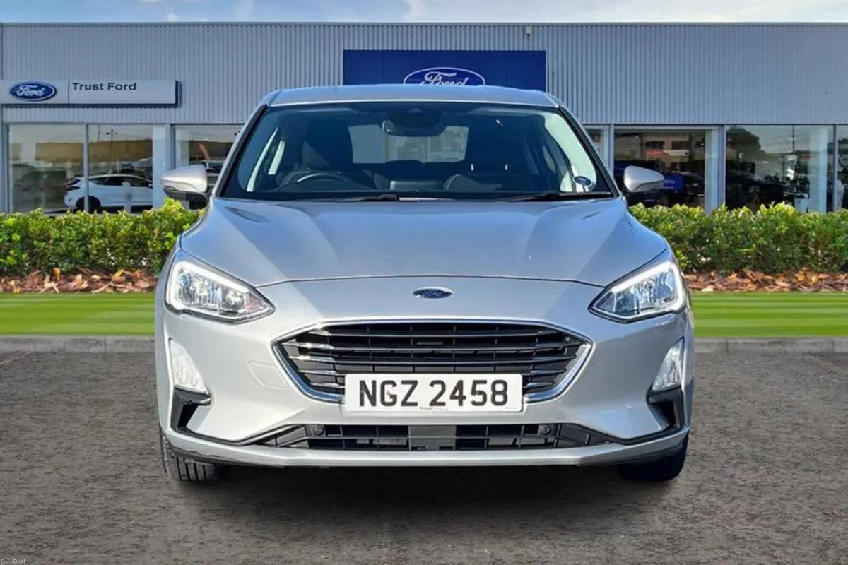 Ford Focus 1.0 EcoBoost 125 Titanium 5dr - Image 6