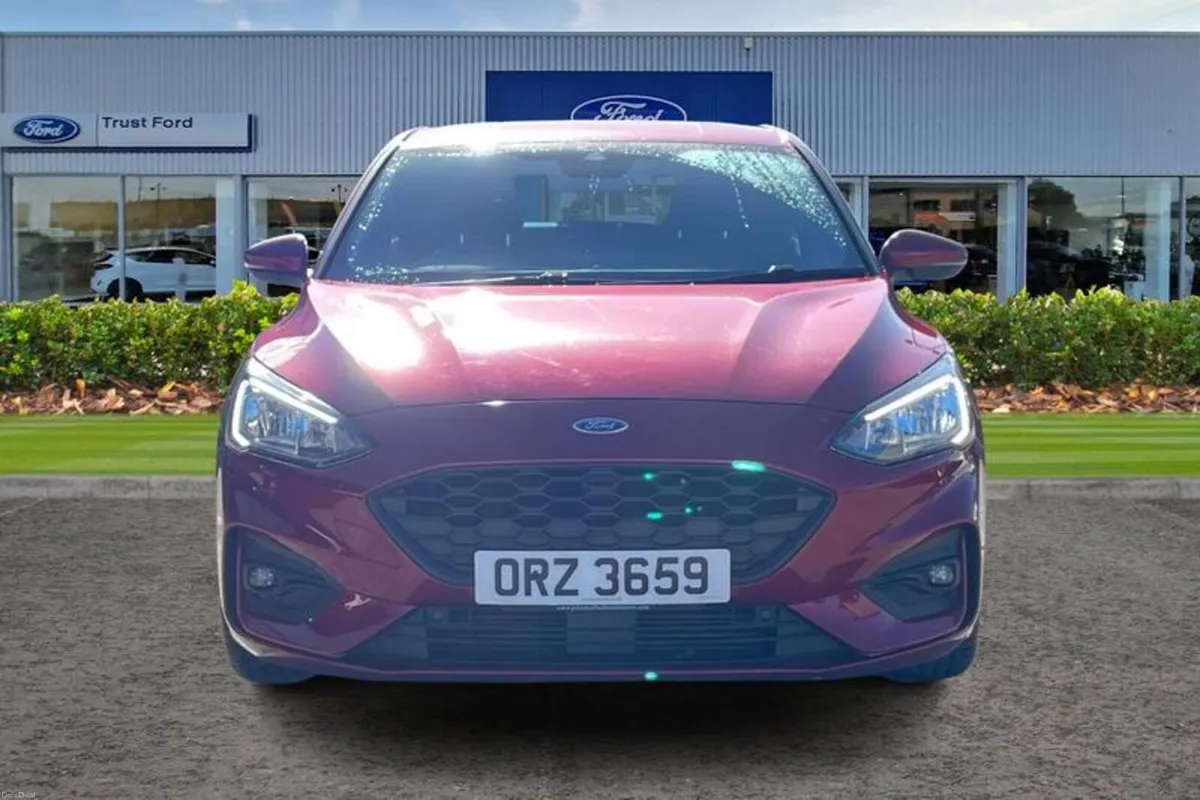 Ford Focus 1.0 EcoBoost 125 ST-Line X 5dr - Image 6