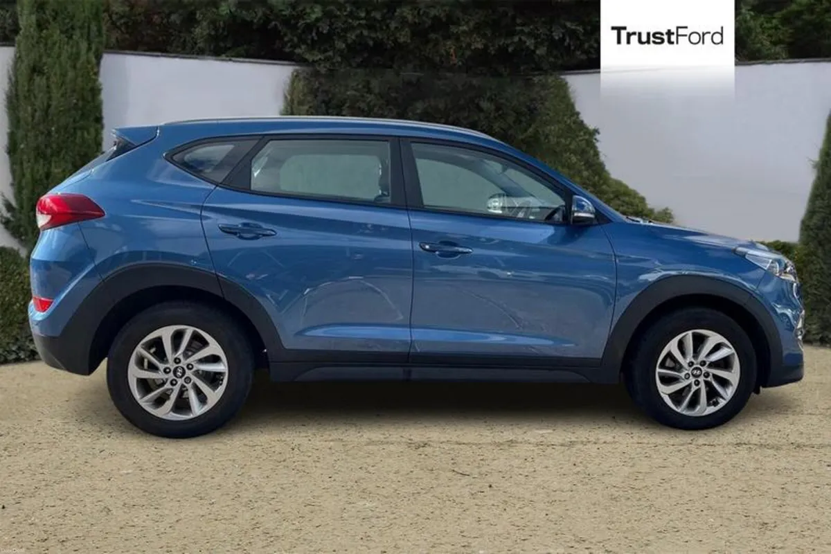 Hyundai Tucson 2.0 CRDi 185 SE 5dr- Parking Sensor - Image 3