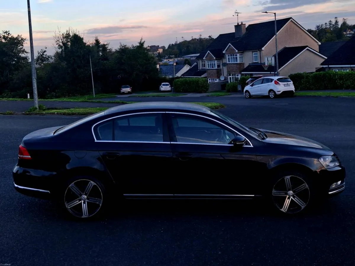 VW PASSAT 11 1.6 TDI BLACK - Image 5
