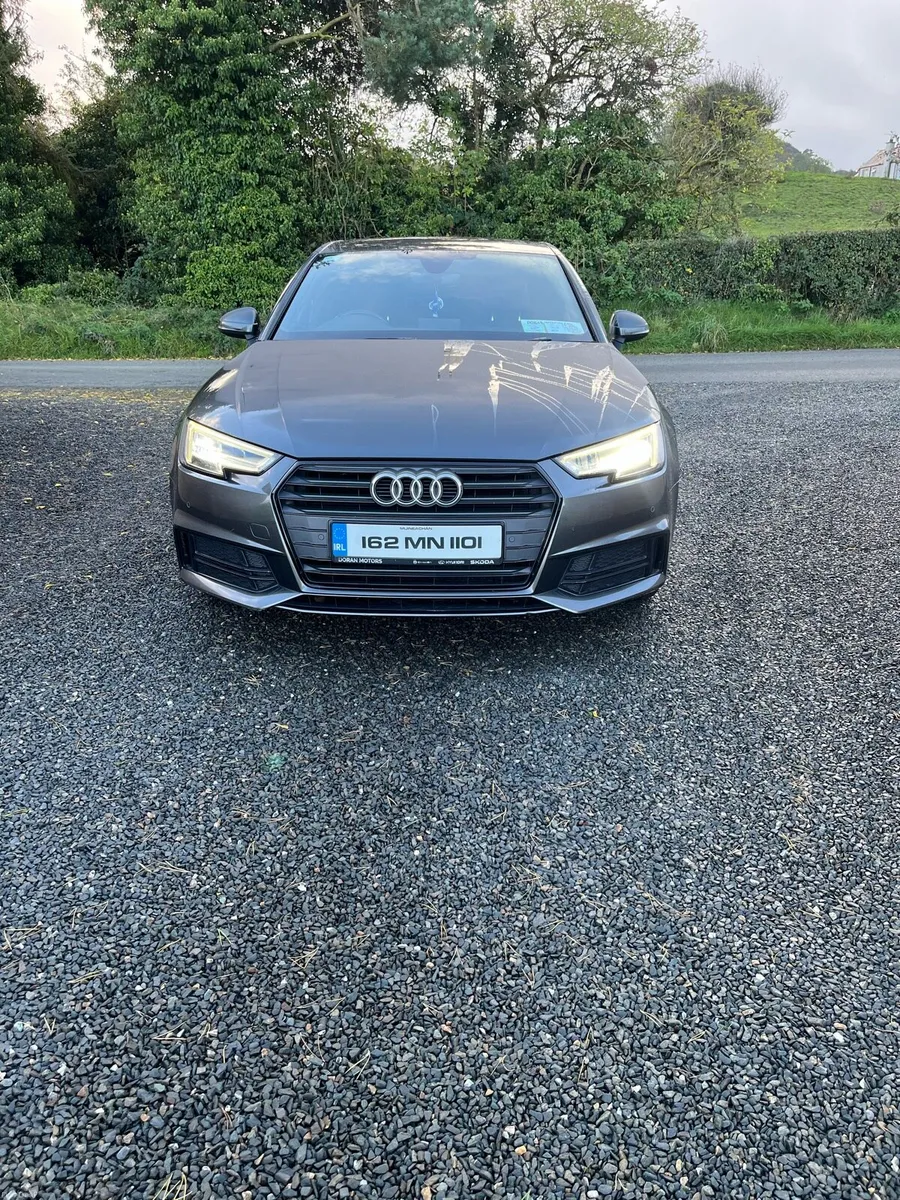 **Audi A4 S-Line Black Edition** - Image 3