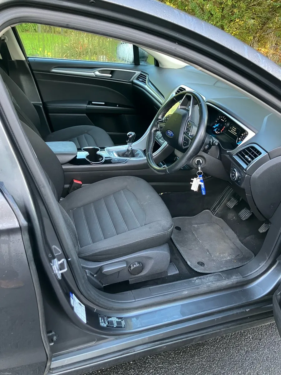 Ford Mondeo - Image 3
