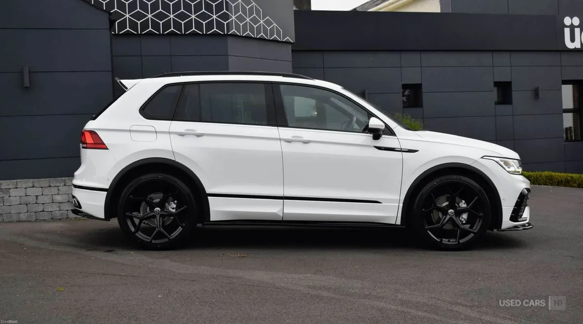 Volkswagen Tiguan 2.0 Tiguan R-Line TDI Semi-Auto - Image 4