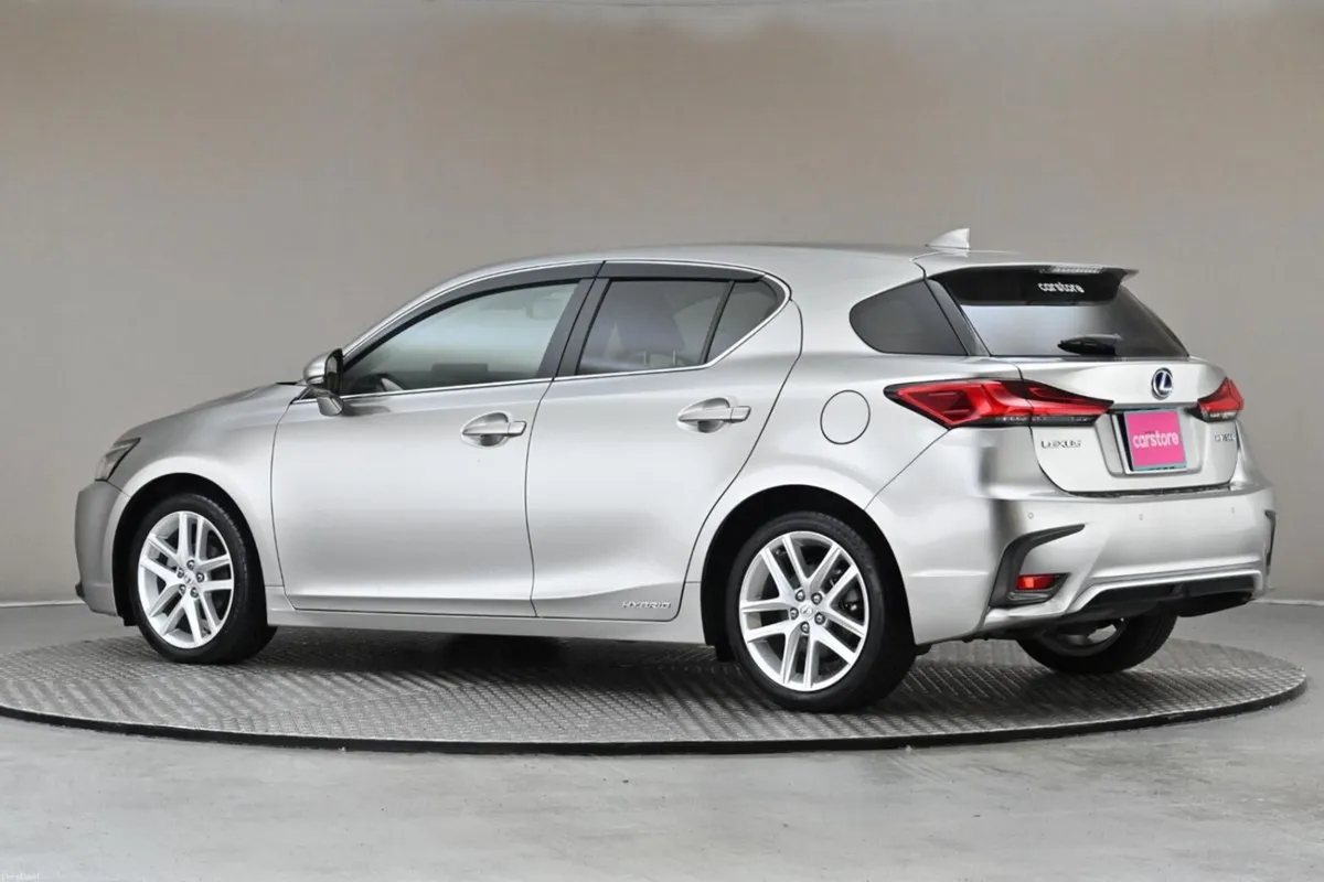 Lexus CT 1.8 VVT-i HEV **MEMO LEATHER SEATS** - Image 6