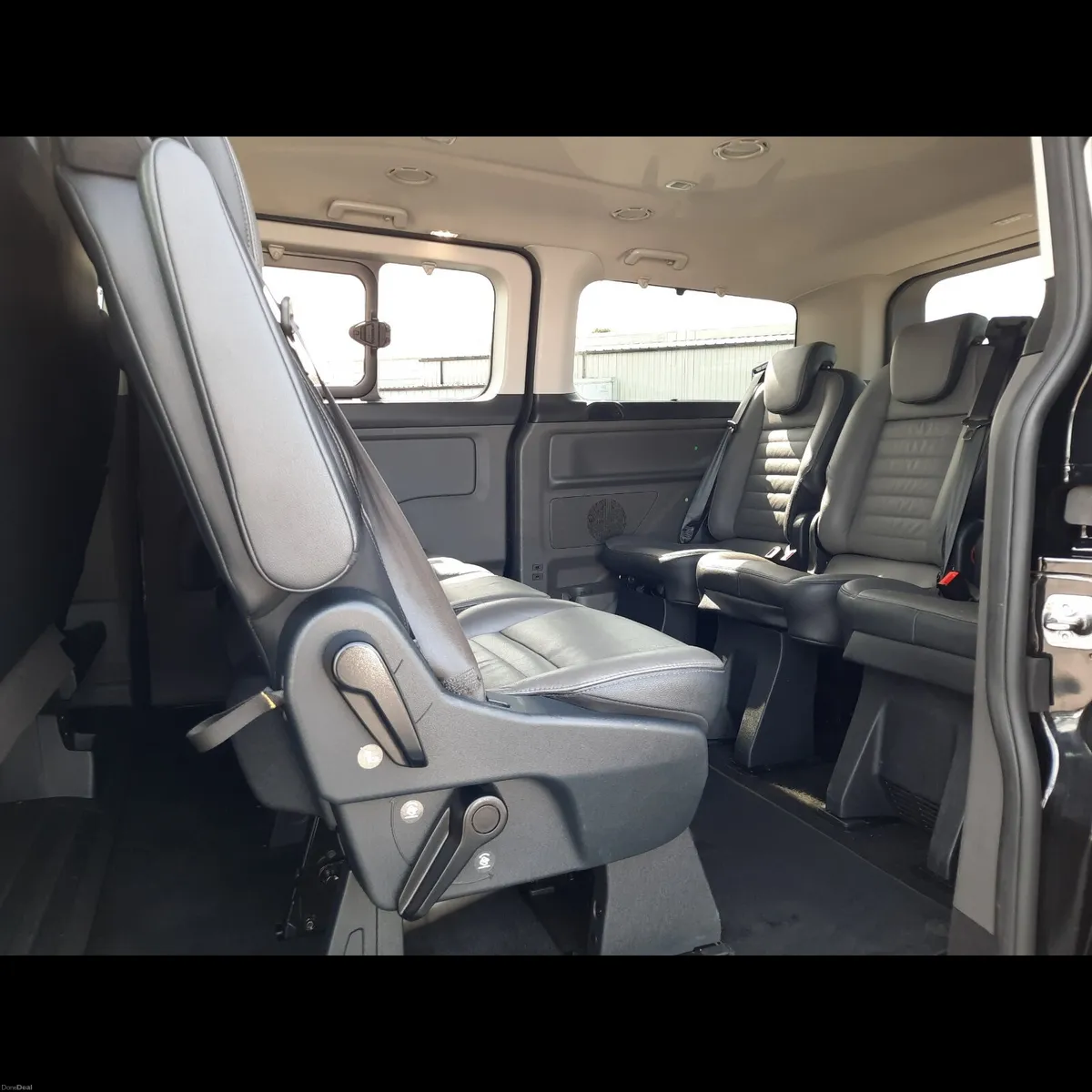 Ford Tourneo Custom 2023 - Image 6