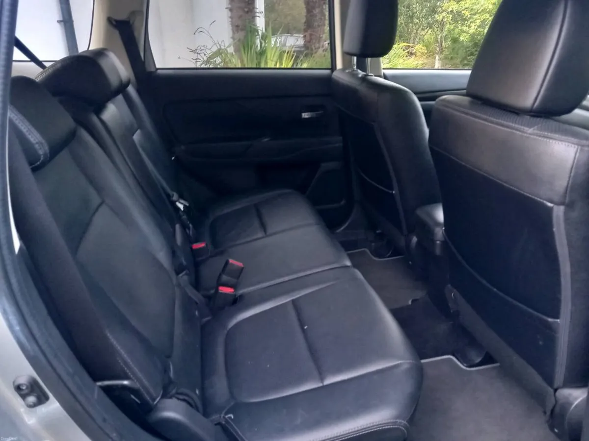 Mitsubishi outlander - Image 4