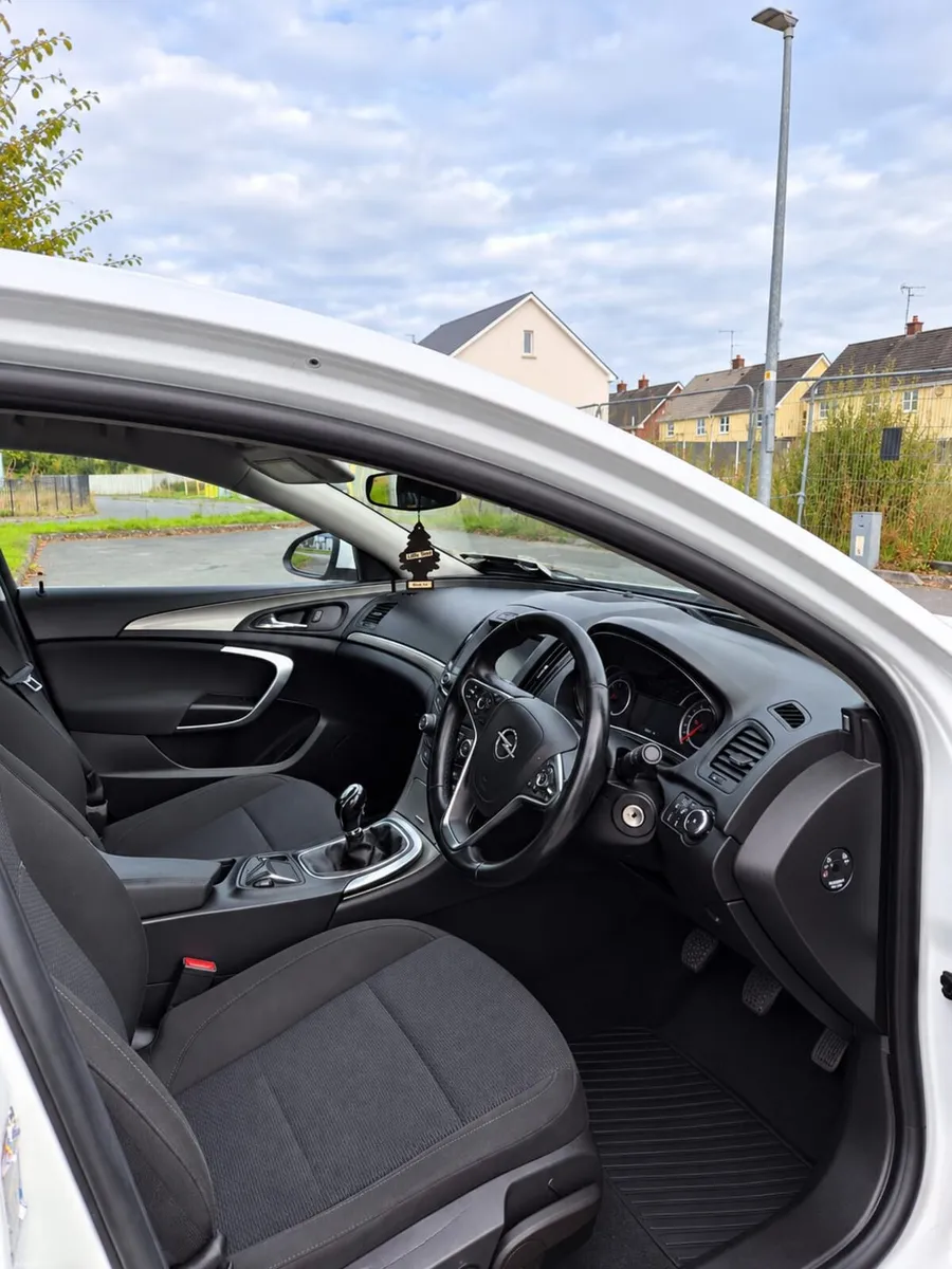 Opel Insignia - Image 6