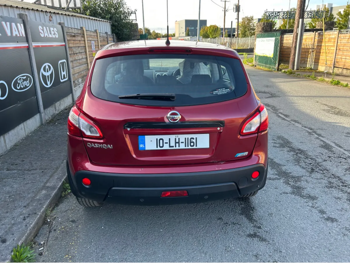 Nissan Qashqai 1.5 SV 5DR - Image 6