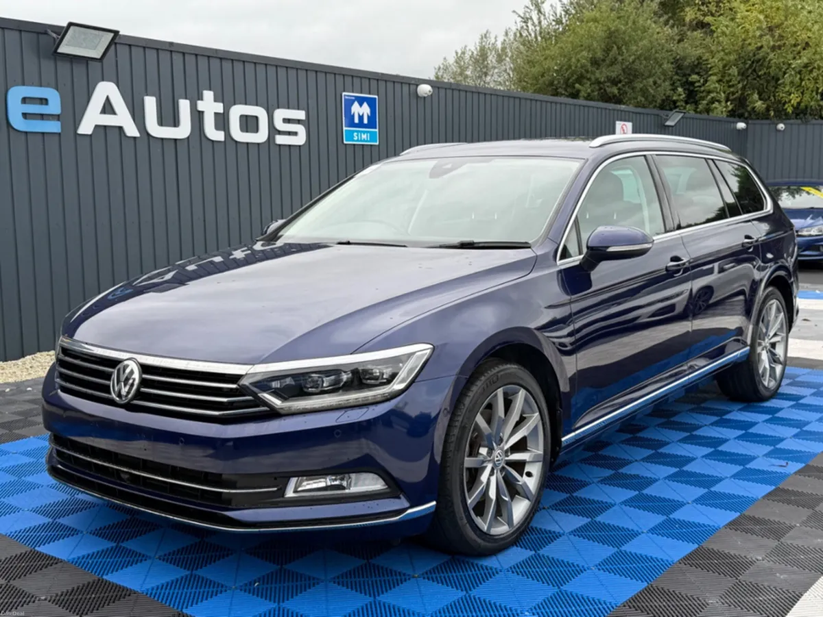 Volkswagen Passat HIGHLINE - 2.0L DIESEL - AUTO - - Image 2